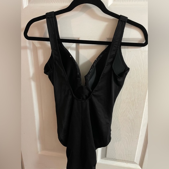 Miraclesuit Black One Piece Swimsuit - Picture 2 of 5